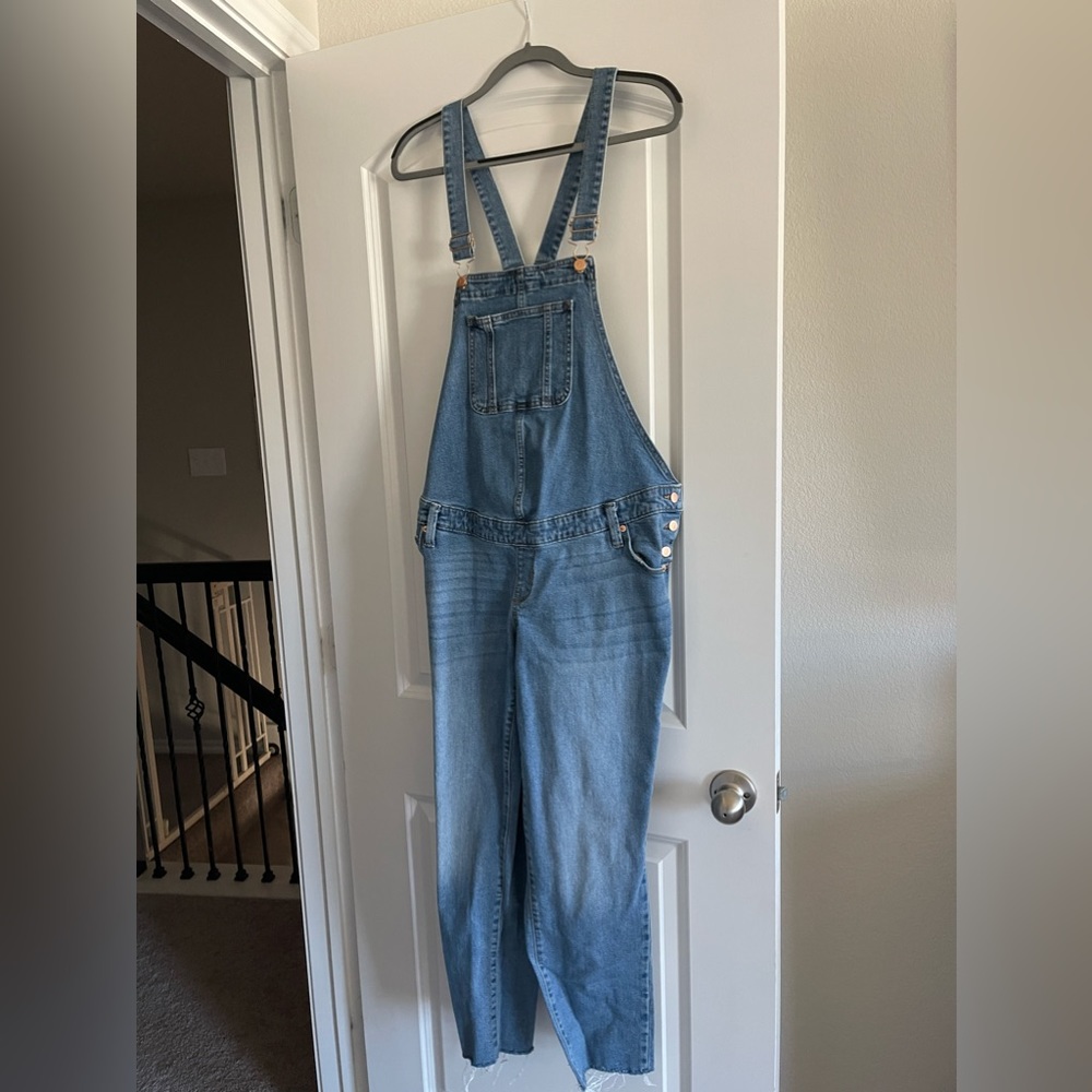 Maternity overalls, size 8